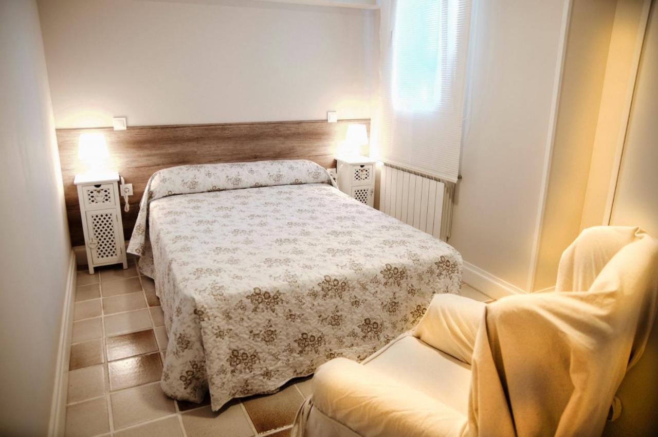 Apartamentos Individuales Con Piscina Galapagar Exteriör bild